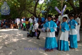 Navy assists the Iranativu church Mass