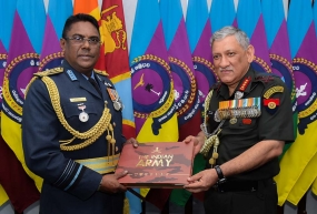 Indian Army Chief calls on AF Commander