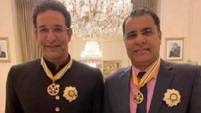 Wasim Akram, Waqar Younis receive Pakistan’s second highest-civilian award