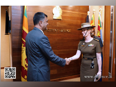 Australian DSSC Delegation calls on SL Defence Secretary