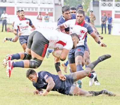 Kandy escape Police pursuit