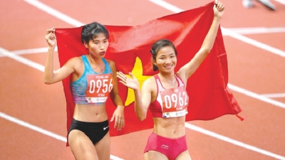 Vietnam track stars run away with golds at SEA Games