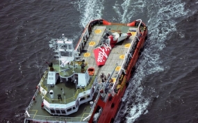 Black box retrieved from crashed AirAsia Flight QZ 8501