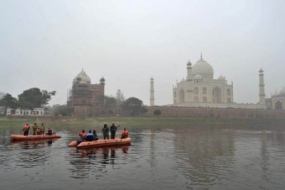 Obama cancels Agra leg of visit