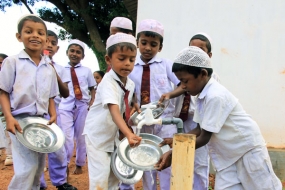 Mid-day meals re-introduced to Eastern Province Schools