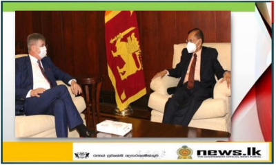 Czech Ambassador pays a farewell call on Foreign Minister Peiris