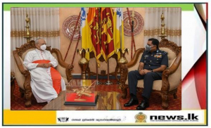 Commander calls on His Eminence Malcolm Cardinal Ranjith