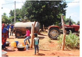 Navy provides drinking water for people distressed by drought