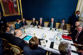 Iran nuclear talks deadline extension ‘&#039;on the table&#039;