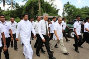 Prime Minister visits Kosgama area