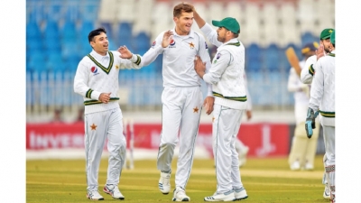 Historic Pakistan-Sri Lanka Test hit by bad weather