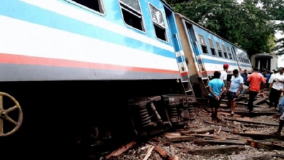 Derailed Northern Line restored