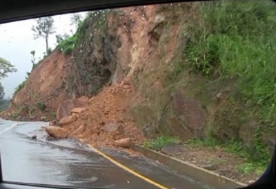 Badulla-Passara road reopened for traffic until 6 pm