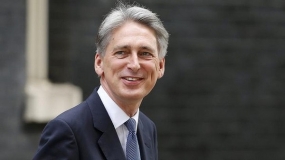 Philip Hammond replaces William Hague in UK cabinet