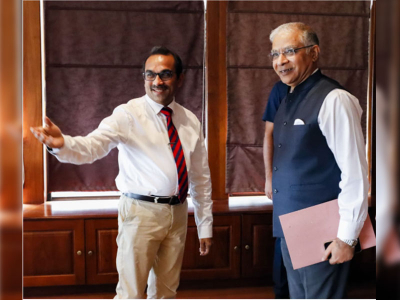 A special meeting between Minister Bimal Ratnayake and the Indian High Commissioner